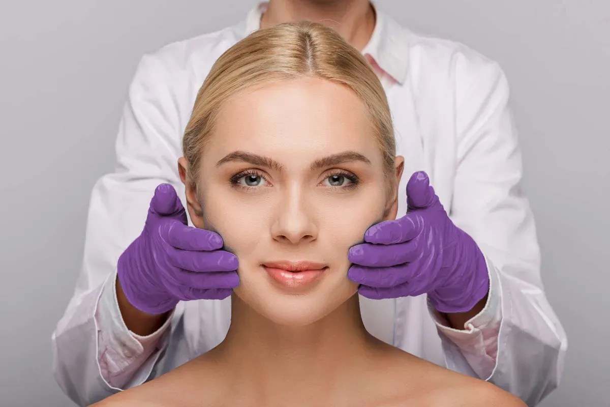 Modificirani Facelift Mlada Zena Pregled